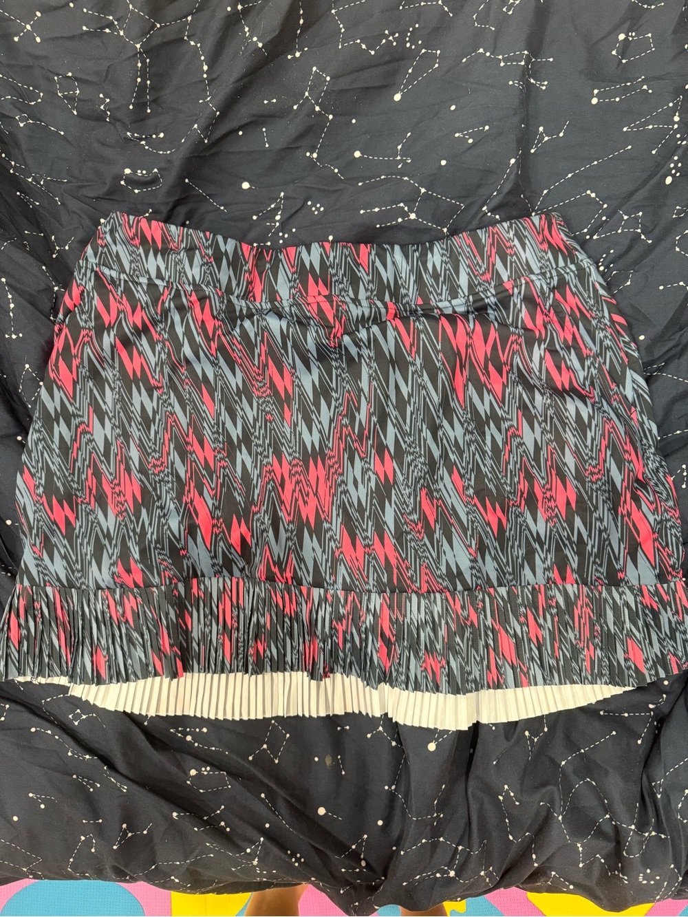 Ping Zigzag Print Pleated Mini Skirt - Pink & Gray